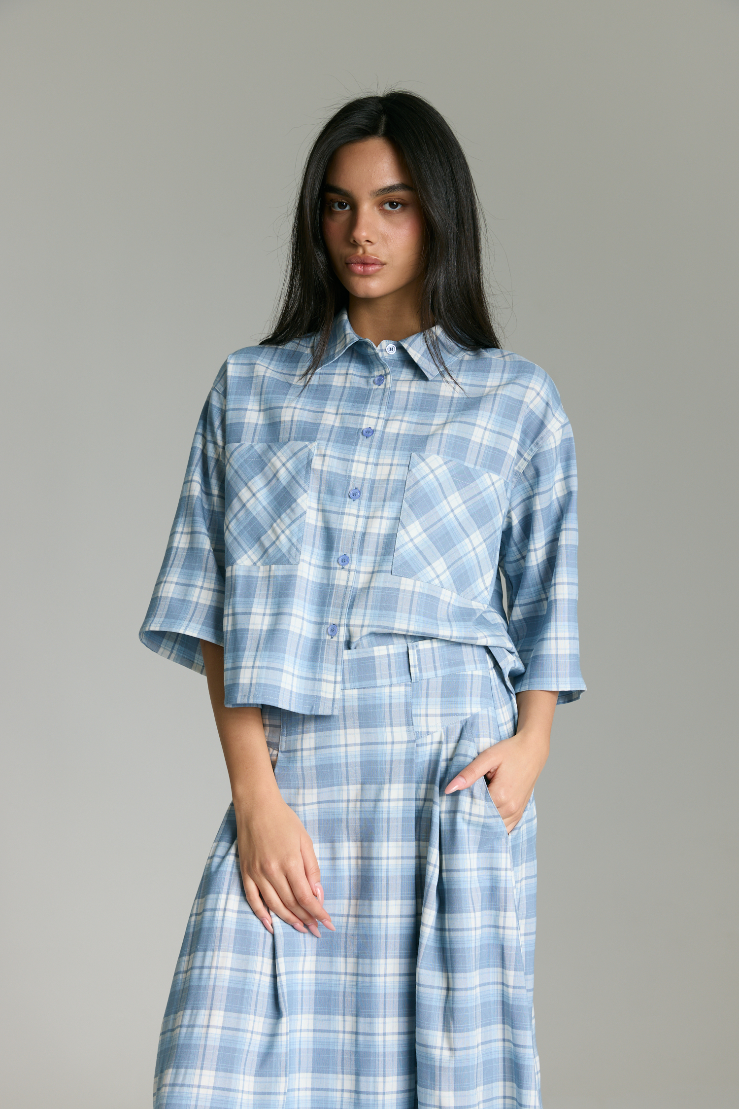 חולצה משובצת